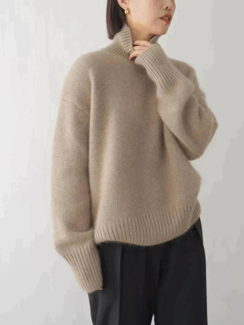 FEBE | TURTLENECK SWEATER