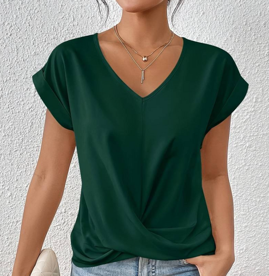 CHARLOTTE - The v-neck top